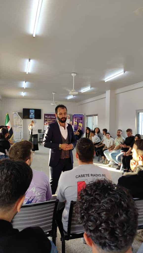 طالبة جامعية في قبرص التركية