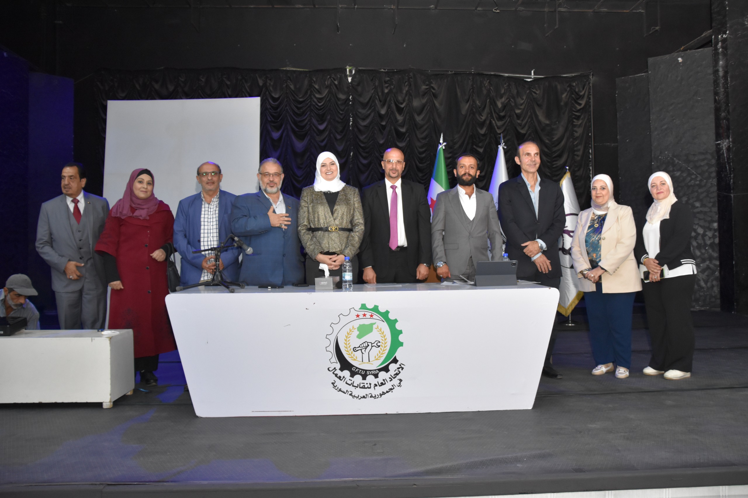 b0ab9528-56ae-441b-9316-7c9110d592c2